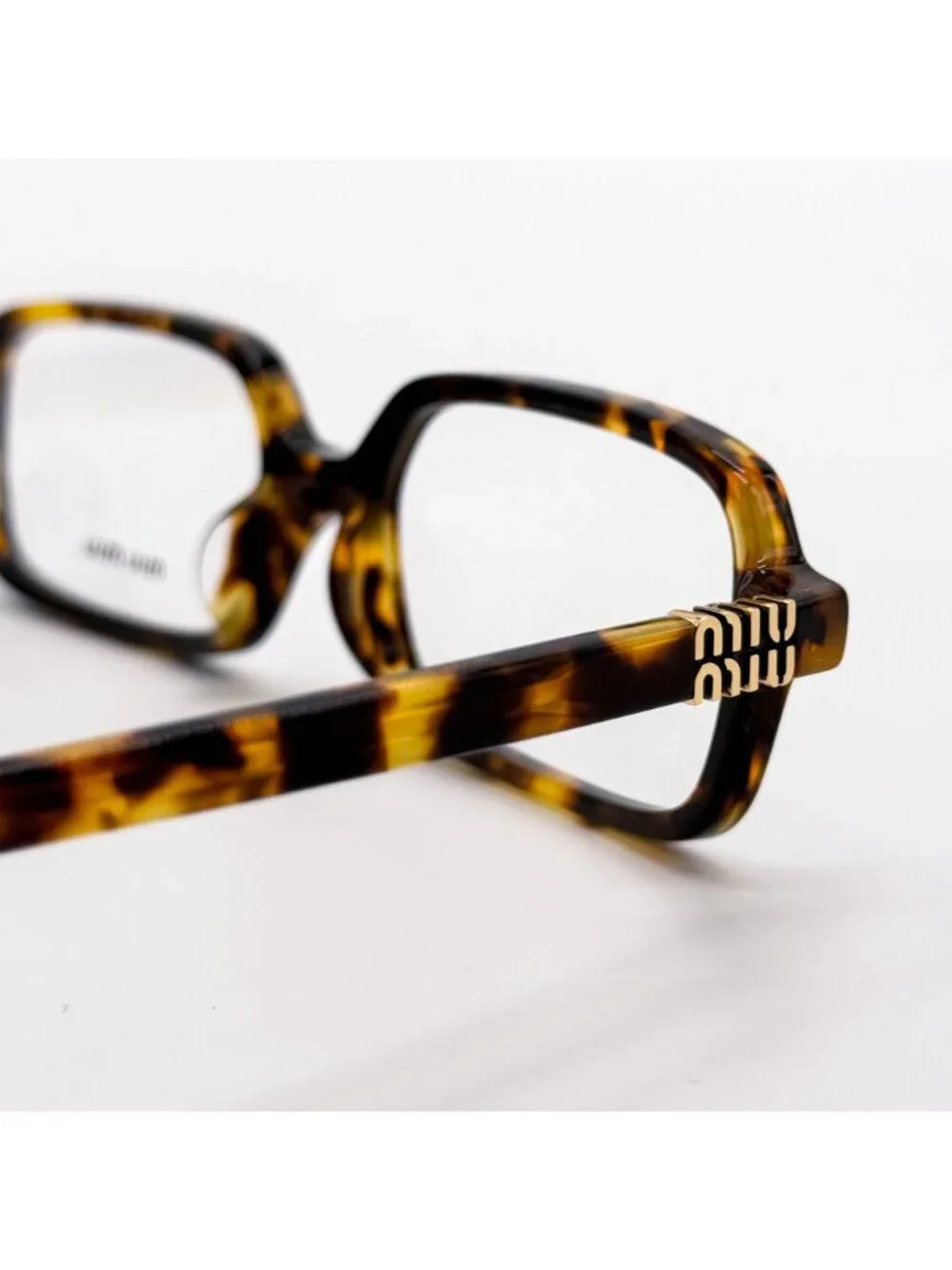 Miu Miu 100% new